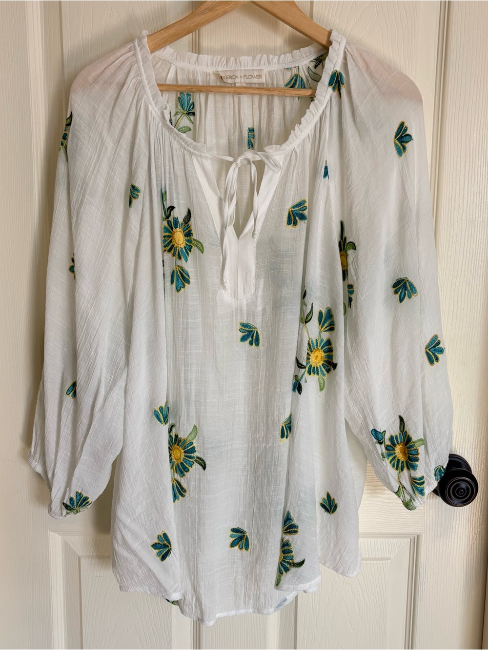 Figueroa + Flower White Embroidered Peasant Tunic with Green & Yellow Florals 3X